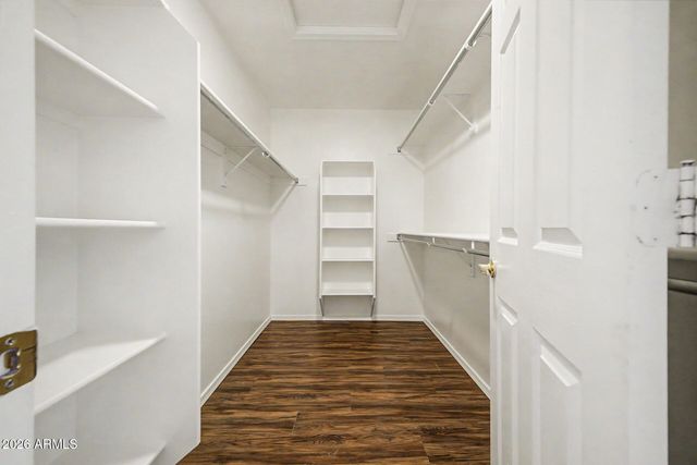 6893 S LAKE FOREST Court, Chandler, AZ 85249