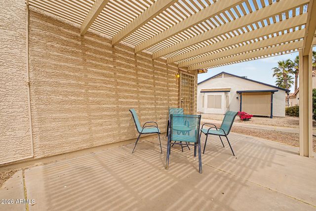 6893 S LAKE FOREST Court, Chandler, AZ 85249