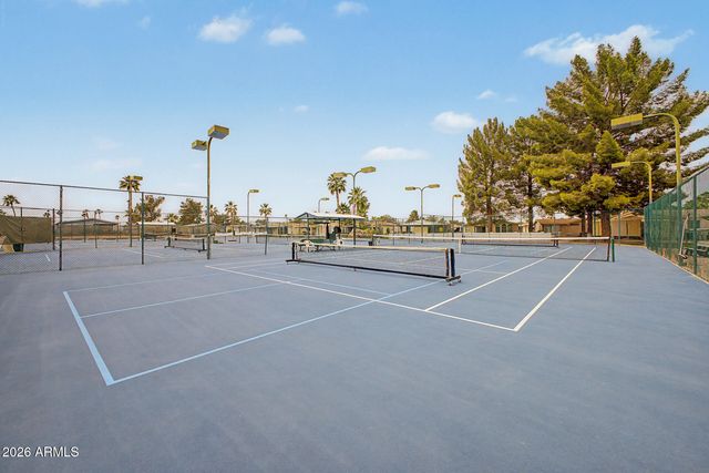 6893 S LAKE FOREST Court, Chandler, AZ 85249