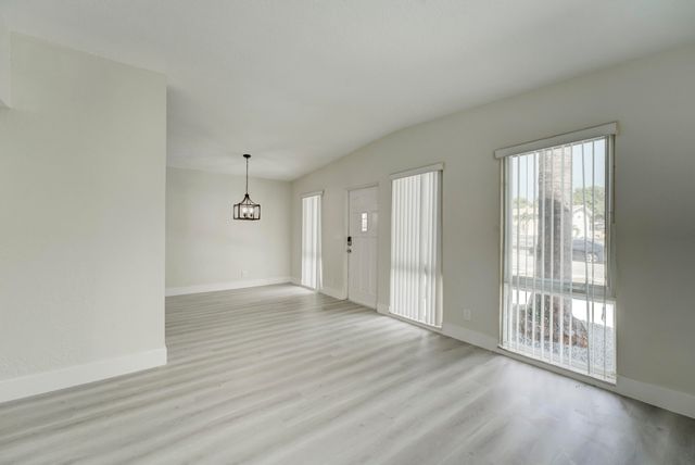 840 Bradley Street, West Palm Beach, FL 33405