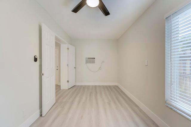 840 Bradley Street, West Palm Beach, FL 33405