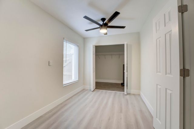 840 Bradley Street, West Palm Beach, FL 33405