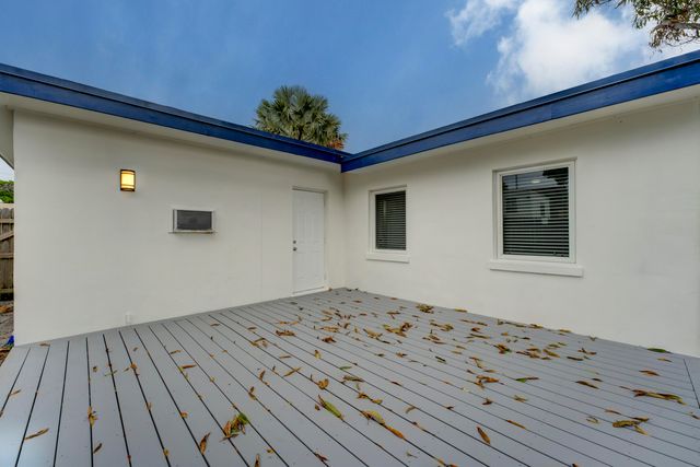840 Bradley Street, West Palm Beach, FL 33405