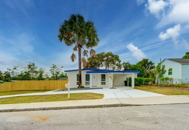 840 Bradley Street, West Palm Beach, FL 33405