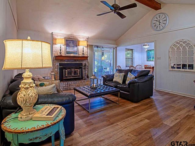 11291 County Rd 1232, Flint, TX 75762