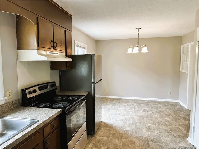 5622 Carson Drive, Fayetteville, NC 28303