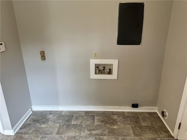 5622 Carson Drive, Fayetteville, NC 28303