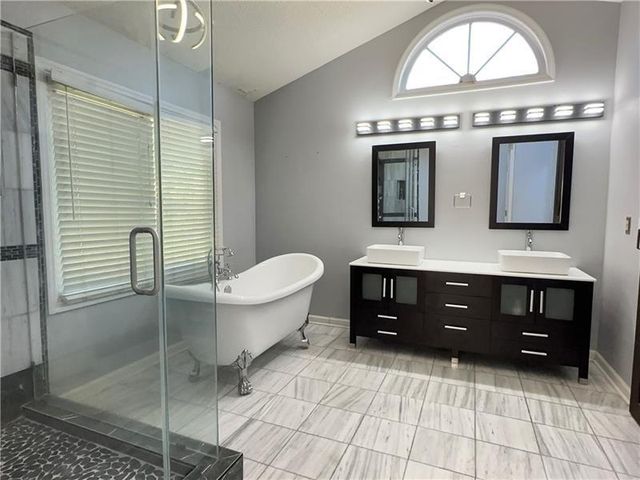 1251 Green Oak Circle, Lawrenceville, GA 30043