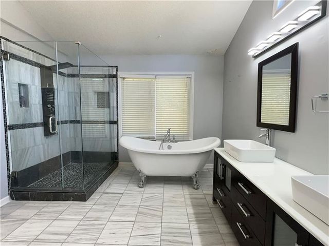 1251 Green Oak Circle, Lawrenceville, GA 30043