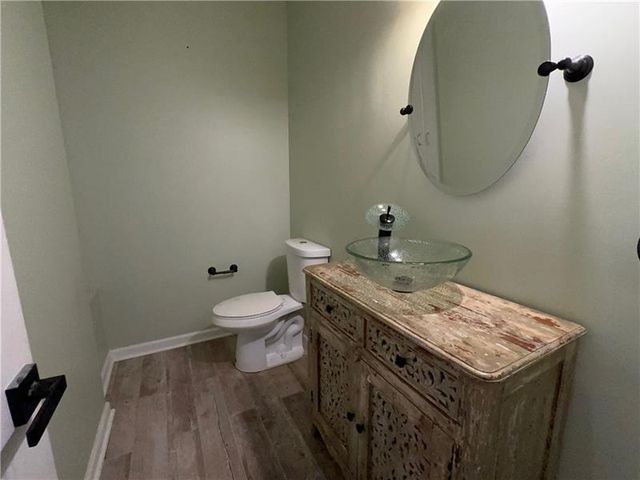 1251 Green Oak Circle, Lawrenceville, GA 30043