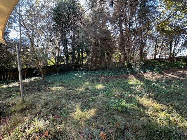 1251 Green Oak Circle, Lawrenceville, GA 30043