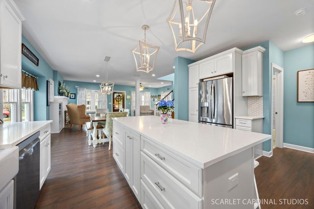 314 E Jefferson Avenue, Wheaton, IL 60187