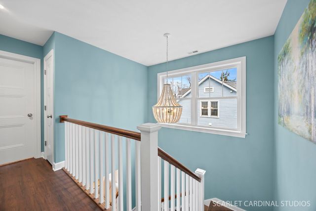 314 E Jefferson Avenue, Wheaton, IL 60187