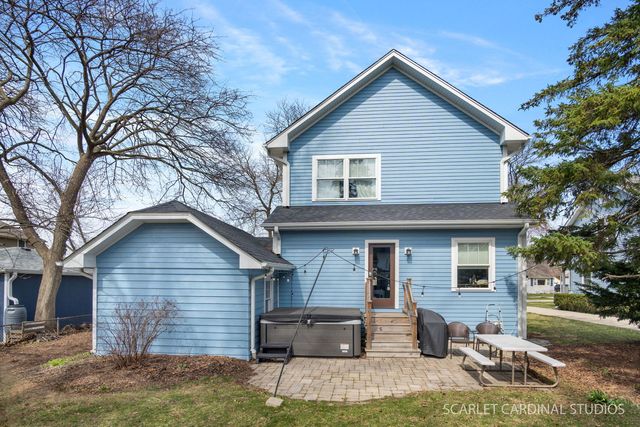 314 E Jefferson Avenue, Wheaton, IL 60187