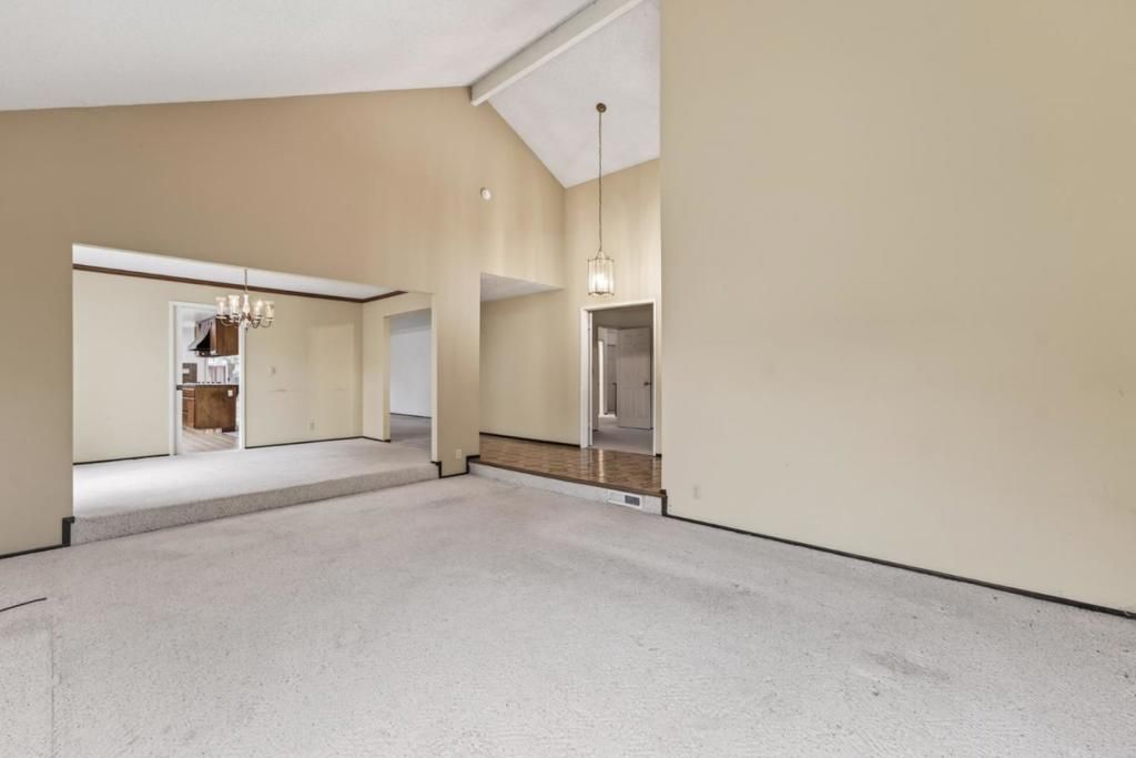 Image 5 of property listing at 20683 Greenleaf Drive, Cupertino, CA 95014