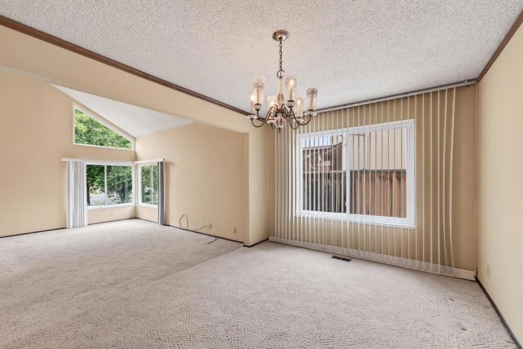 Image 8 of property listing at 20683 Greenleaf Drive, Cupertino, CA 95014