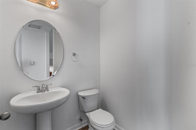 160 SUN PALM LANE, Altamonte Springs, FL 32701