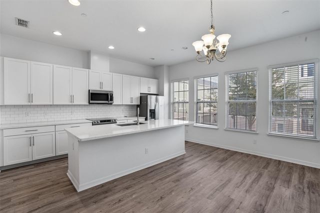 160 SUN PALM LANE, Altamonte Springs, FL 32701