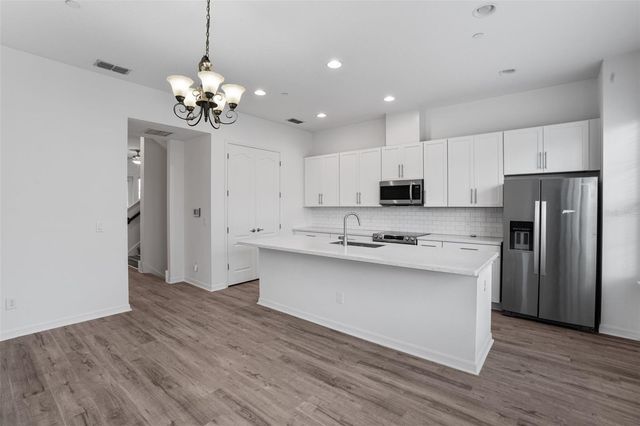 160 SUN PALM LANE, Altamonte Springs, FL 32701