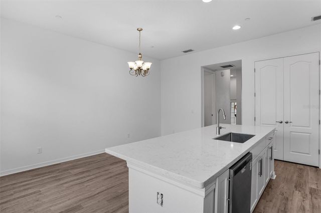 160 SUN PALM LANE, Altamonte Springs, FL 32701