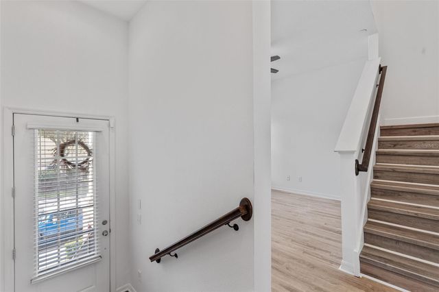 160 SUN PALM LANE, Altamonte Springs, FL 32701