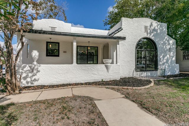 2055 W Magnolia Ave, San Antonio, TX 78201