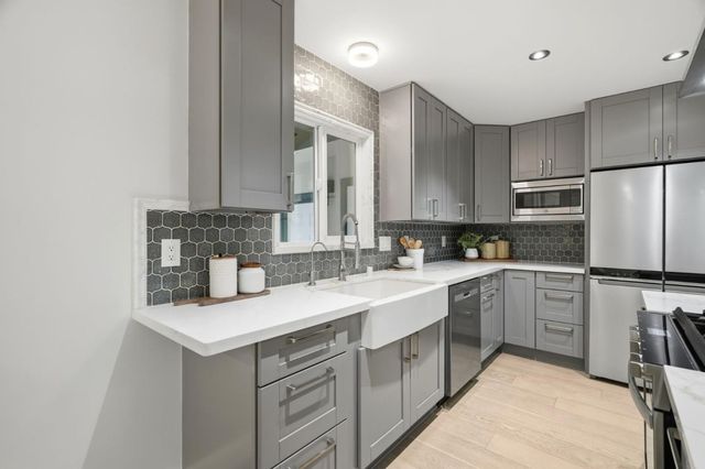 847 San Luppe Drive, Mountain View, CA 94043