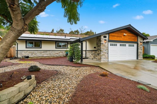 847 San Luppe Drive, Mountain View, CA 94043
