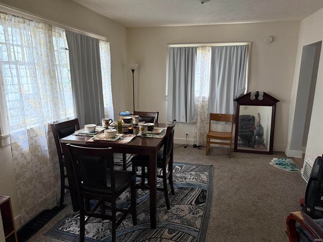 1158 E Indiana Avenue, South Bend, IN 46613