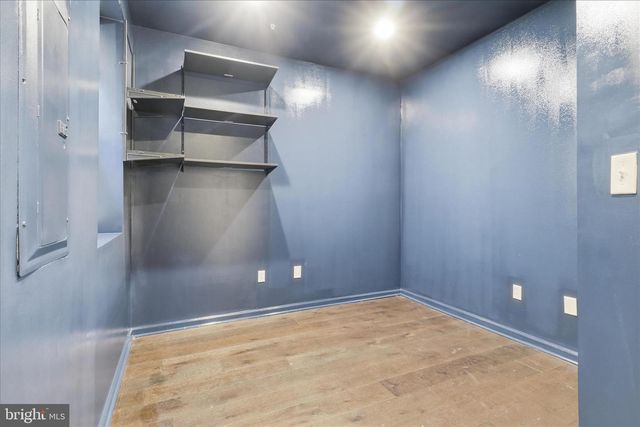 121 DANBURY ST SW, Washington, DC 20032