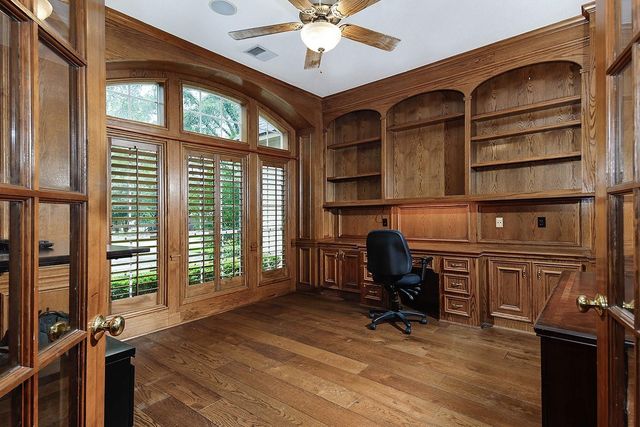 23 Hillock Woods, The Woodlands, TX 77380