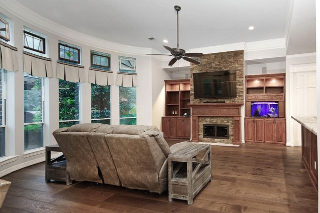 23 Hillock Woods, The Woodlands, TX 77380