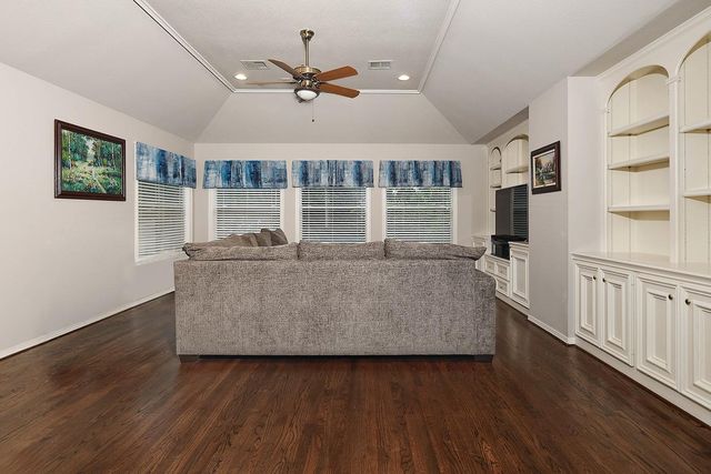 23 Hillock Woods, The Woodlands, TX 77380
