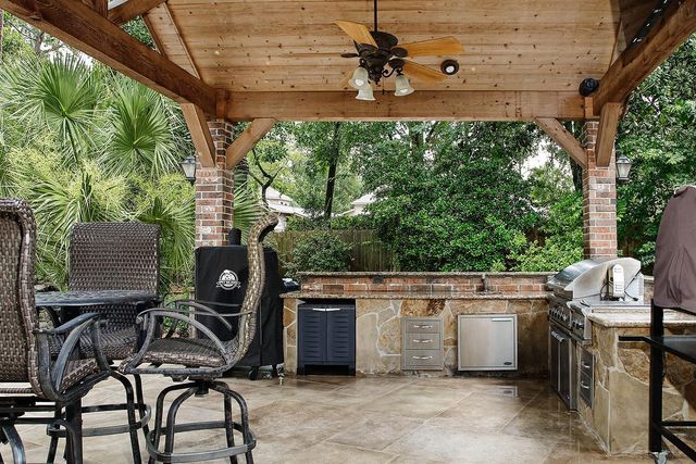 23 Hillock Woods, The Woodlands, TX 77380