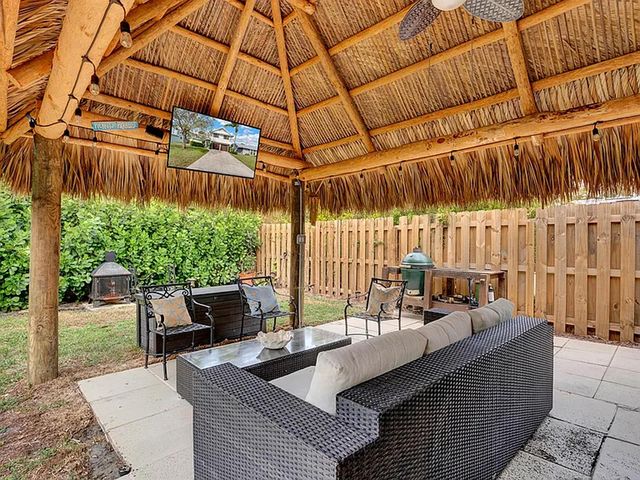 1113 RAINWOOD Circle W, Palm Beach Gardens, FL 33410