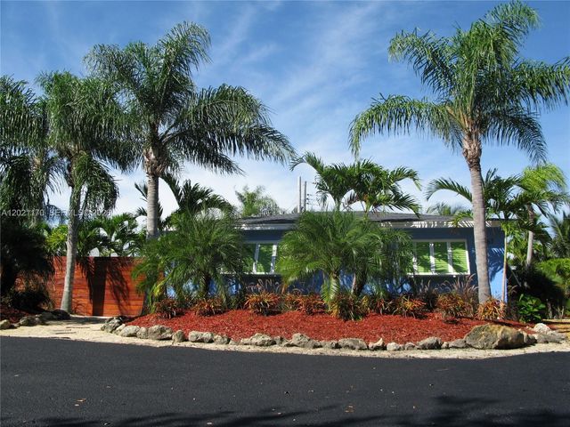 13767 Oleander Ave E, Juno Beach, FL 33408