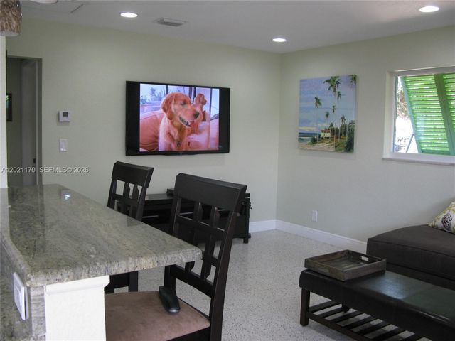 13767 Oleander Ave E, Juno Beach, FL 33408
