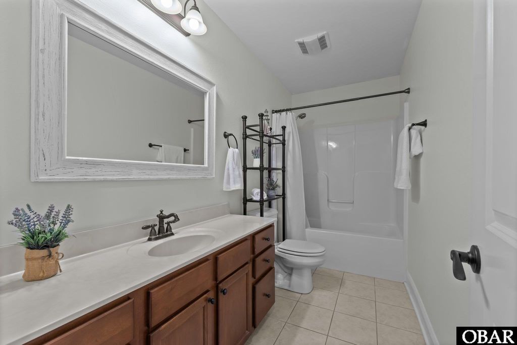 Image 33 of property listing at 110 Lands End Road lot 18, Elizabeth City, NC 27909