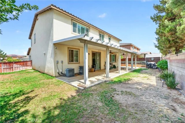 1216 Burgundy Rose, Beaumont, CA 92223