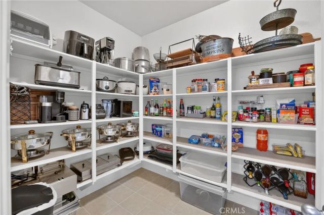 1216 Burgundy Rose, Beaumont, CA 92223