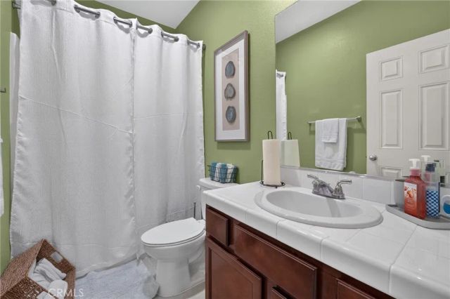1216 Burgundy Rose, Beaumont, CA 92223