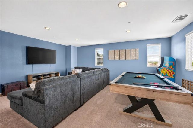 1216 Burgundy Rose, Beaumont, CA 92223