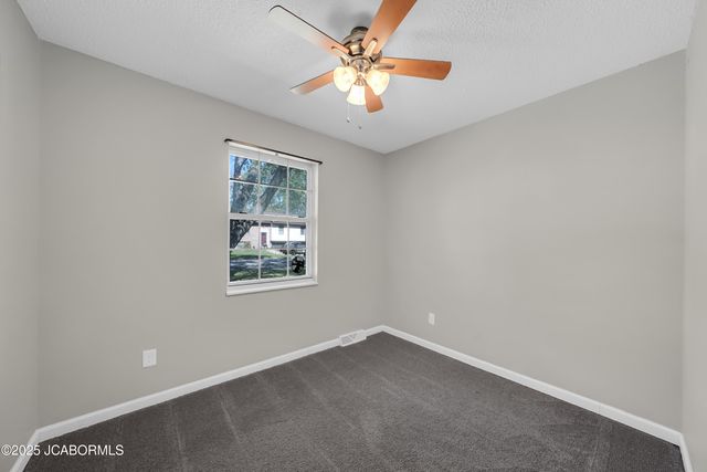 5305 BAGNALL DRIVE, Jefferson City, MO 65109