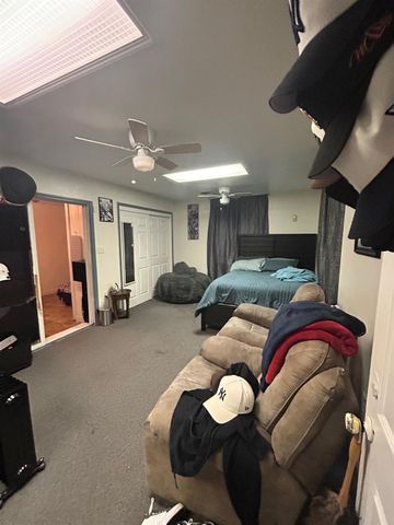 921 Atlantic Dr, Modesto, CA 95358