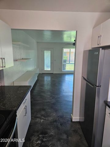 1516 E ROVEY Avenue 5A, Phoenix, AZ 85014