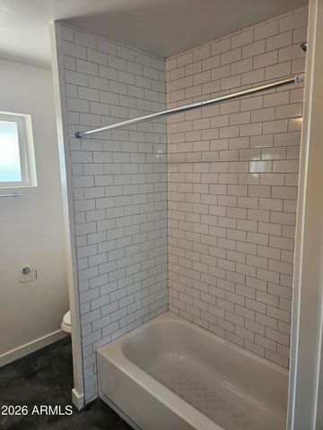 1516 E ROVEY Avenue 5A, Phoenix, AZ 85014