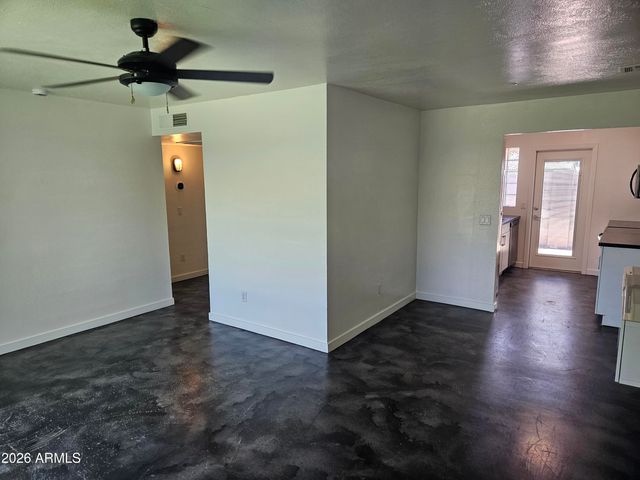 1516 E ROVEY Avenue 5A, Phoenix, AZ 85014