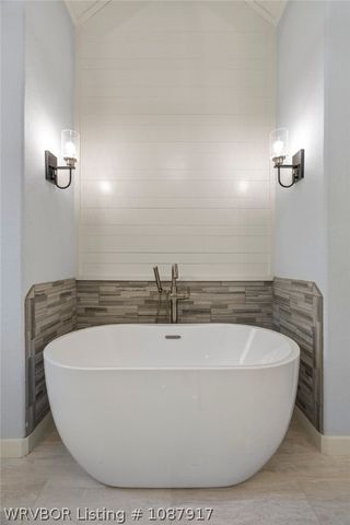 9208 Shirecrest Drive, Fort Smith, AR 72916