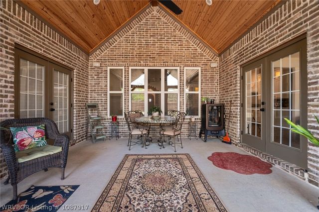 9208 Shirecrest Drive, Fort Smith, AR 72916