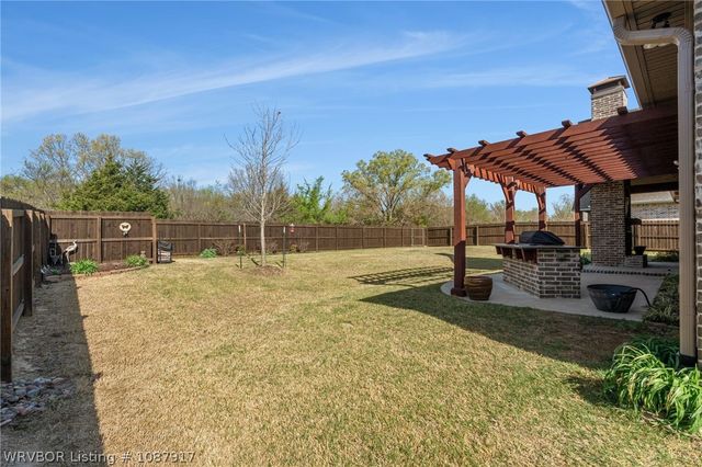 9208 Shirecrest Drive, Fort Smith, AR 72916